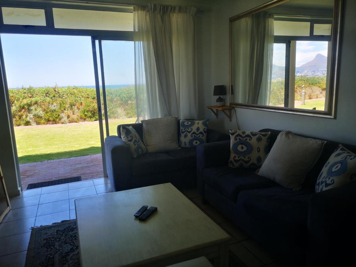 Cape Town Family Beachfront Apartment Leisure Bay Exterior photo