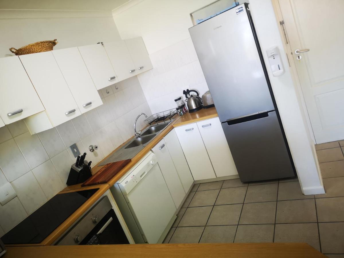 Cape Town Family Beachfront Apartment Leisure Bay Exterior photo