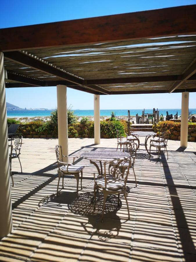 Cape Town Family Beachfront Apartment Leisure Bay Exterior photo