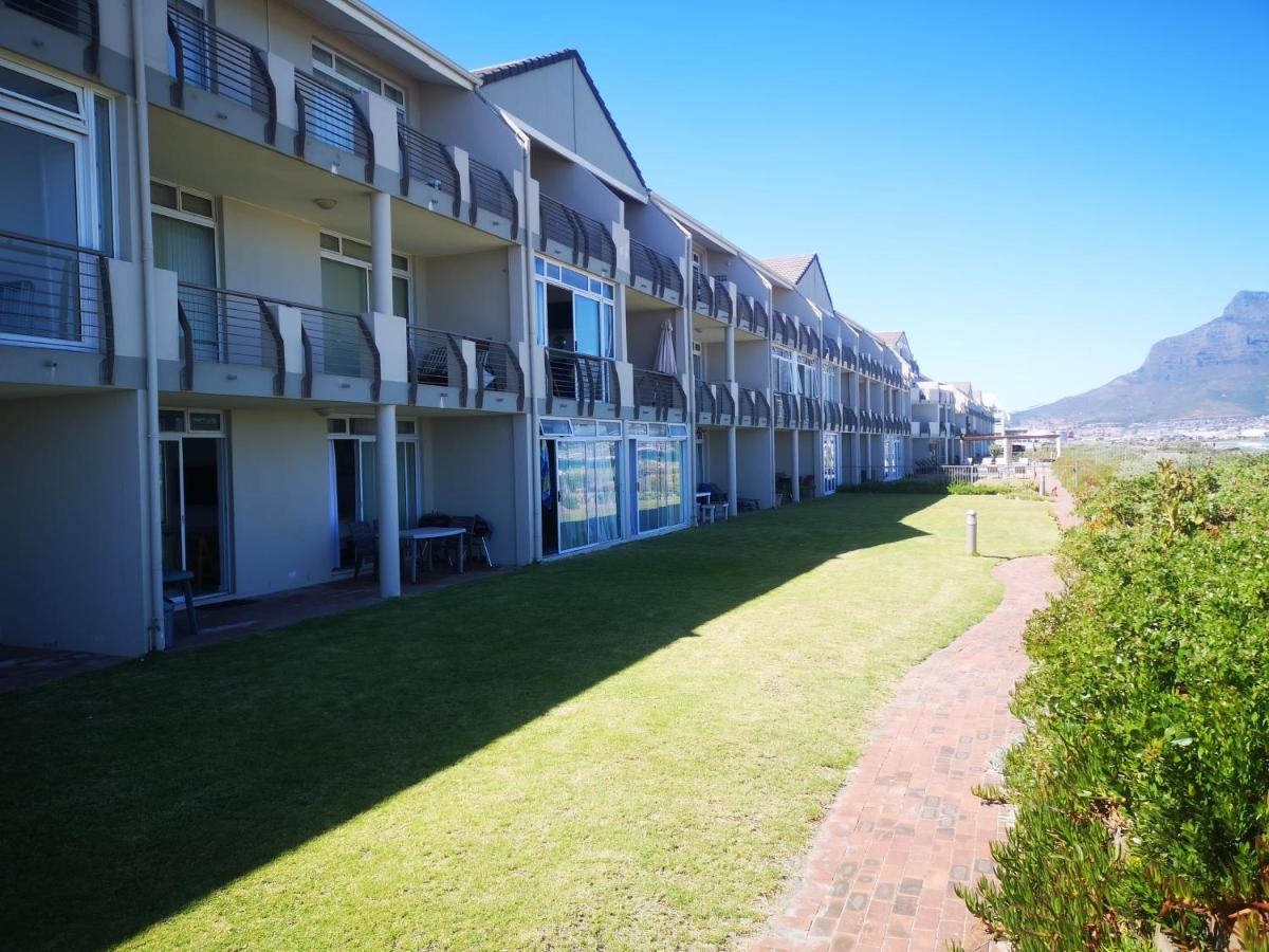 Cape Town Family Beachfront Apartment Leisure Bay Exterior photo